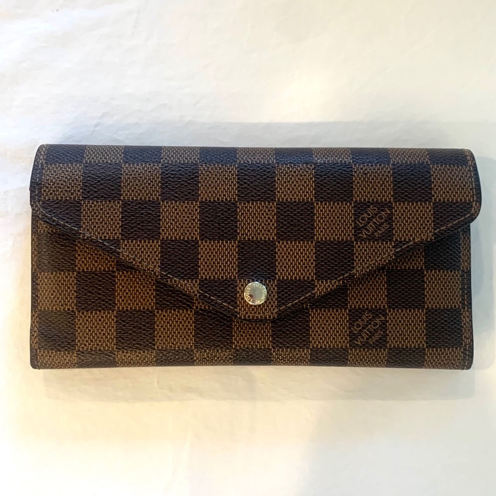 Authentic Louis Vuitton Wallet